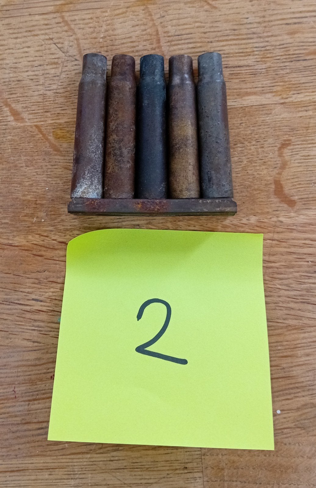 ​Originele WO2 Duitse Mauser K98 Laadstrip met 5 Hulzen, Ophalen of Verzenden, Duitsland, Hulzen of Bodemvondsten