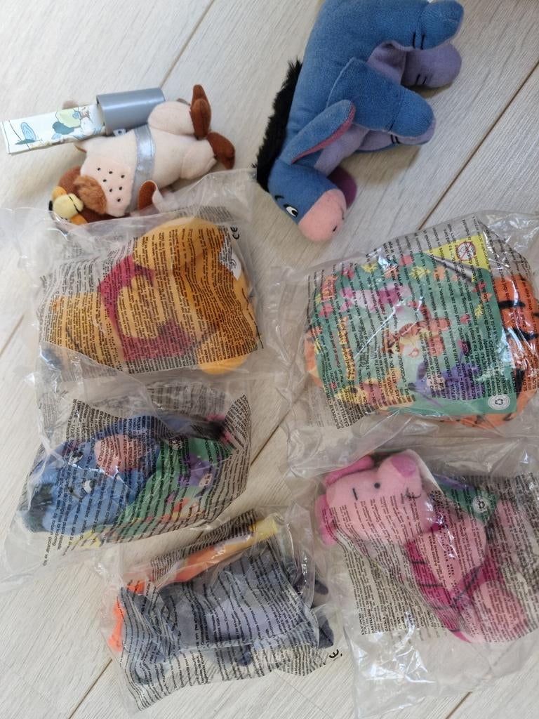 1997 winnie de poeh mc donalds happy meal mac mcdonalds, Ophalen of Verzenden, Winnie de Poeh of vrienden, Beeldje of Figuurtje