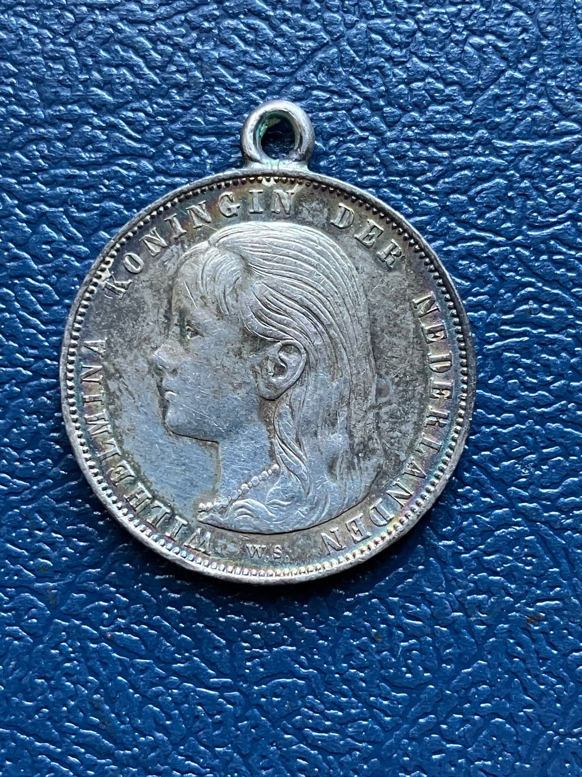 Gulden Koningin Wilhelmina 1897 als hanger., 1 gulden, Zilver, Ophalen of Verzenden, Koningin Wilhelmina