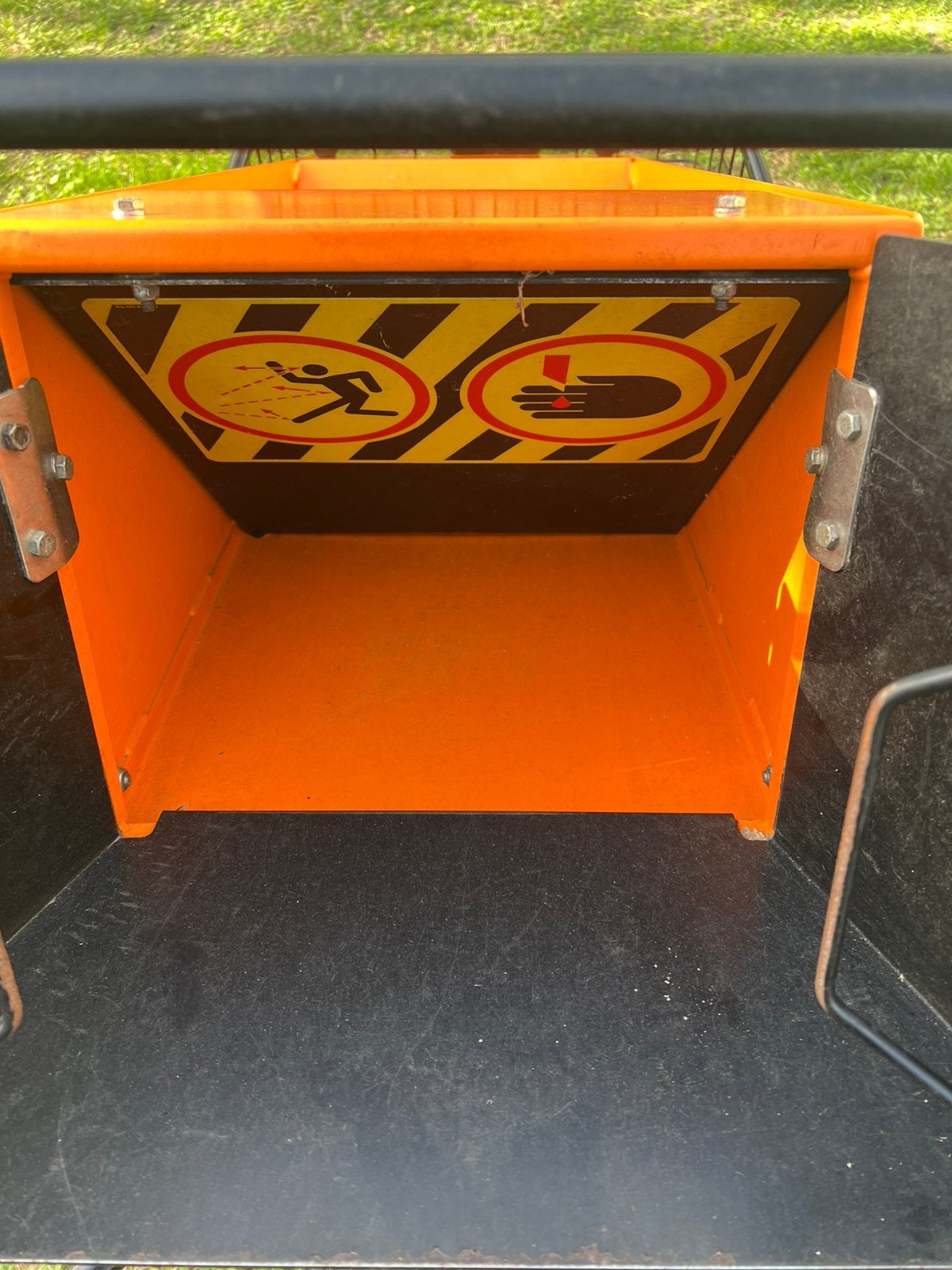 Als nieuw!! Eliet Major takken hakselaar versnipperaar 9pk, Benzine, Info@Eliet.be, Ophalen of Verzenden, Zo goed als nieuw