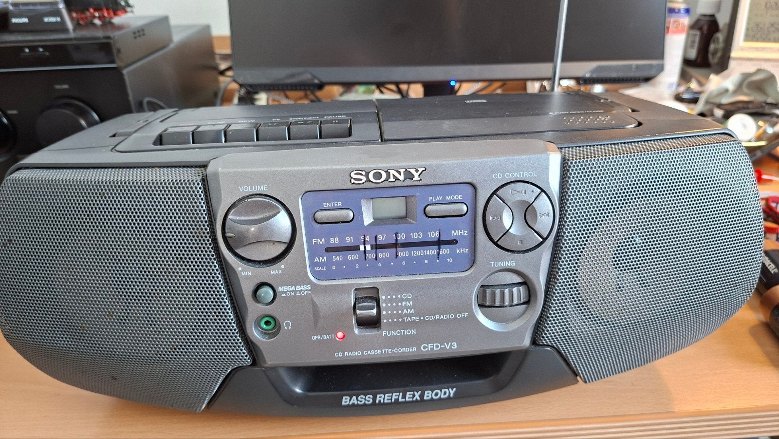 Sony portable radio cd cassette speler, Ophalen of Verzenden, Zo goed als nieuw