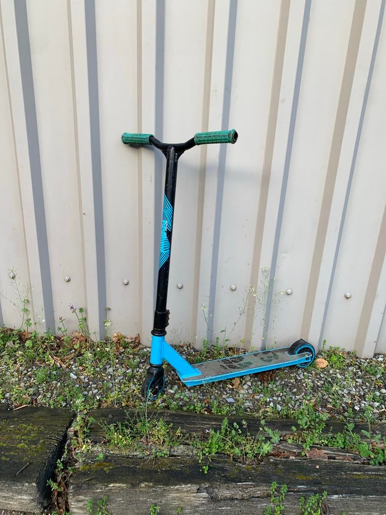 Step zo goed als nieuw - Blauw/Zwart, Fietsen en Brommers, Steps, Ophalen of Verzenden, Zo goed als nieuw, Gewone step