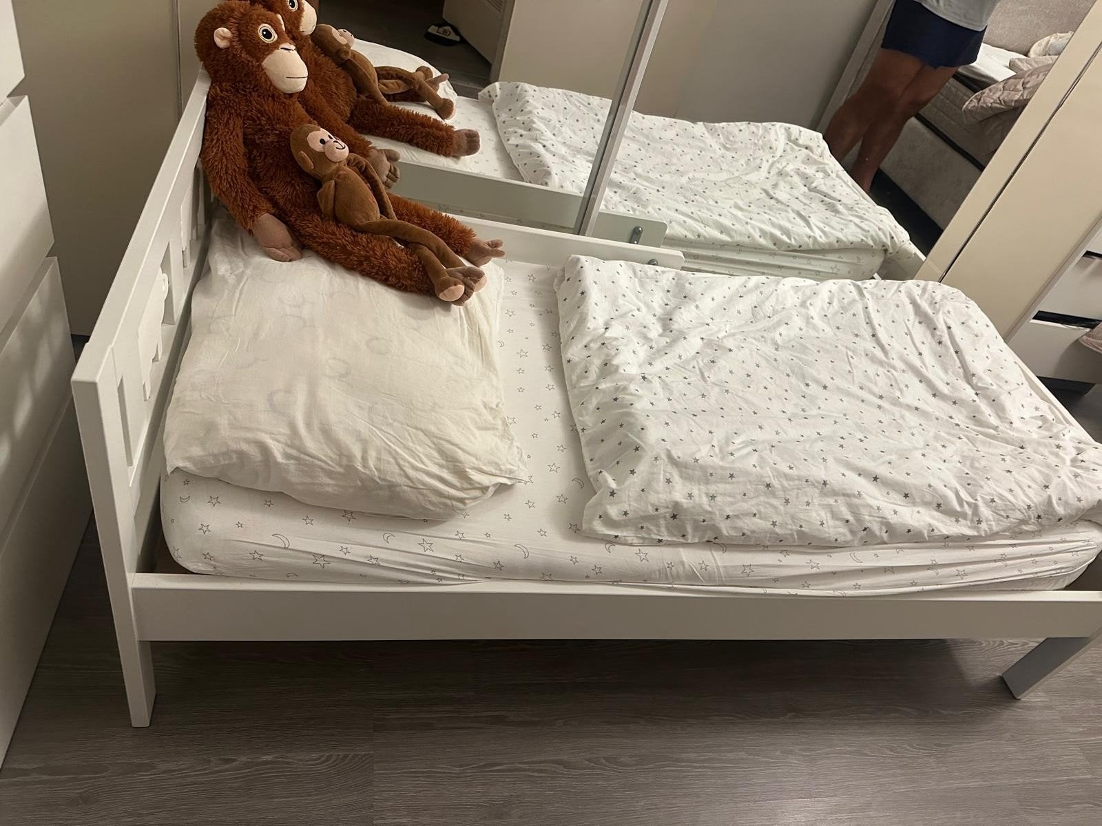 Ikea kinderbed met matras 77 breed/ 176 lang, Ophalen of Verzenden, Zo goed als nieuw, 70 tot 85 cm, Matras