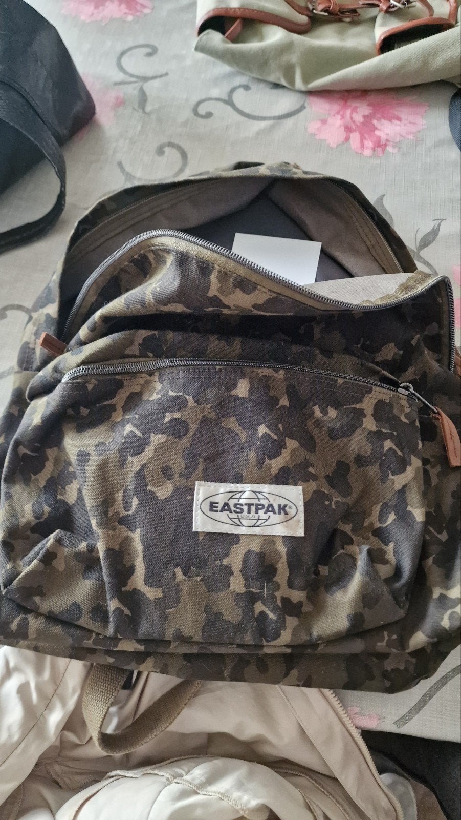 Eastpak camouflage print rugzak, Ophalen of Verzenden, Gebruikt, 25 tot 40 cm, Eastpak