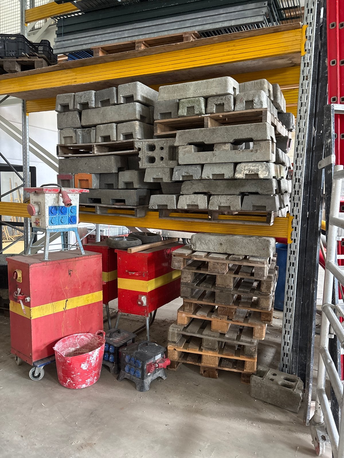 Gebruikte kunststof hekblokken, Doe-het-zelf en Verbouw, Overige Doe-het-zelf en Verbouw, Ophalen, Gebruikt