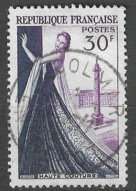 Frankrijk 1953 - Yvert 941 - Haute Couture uit Parijs   (ST), Verzenden, Gestempeld