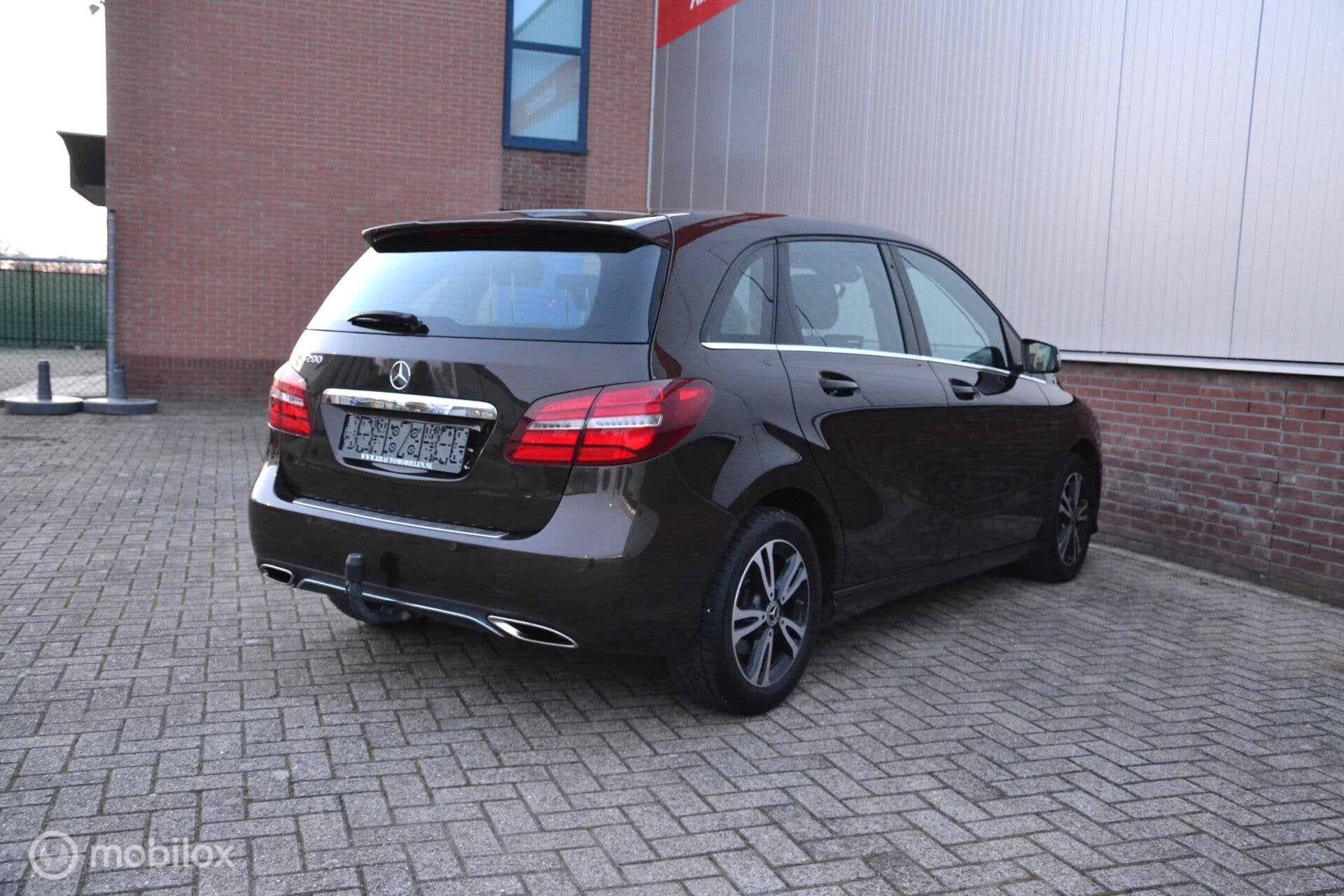 Mercedes B-klasse 200 Ambition|70.307km|1e eig|stoelvw|autom, Auto's, Gebruikt, Leder en Stof, 1595 cc, 19 km/l