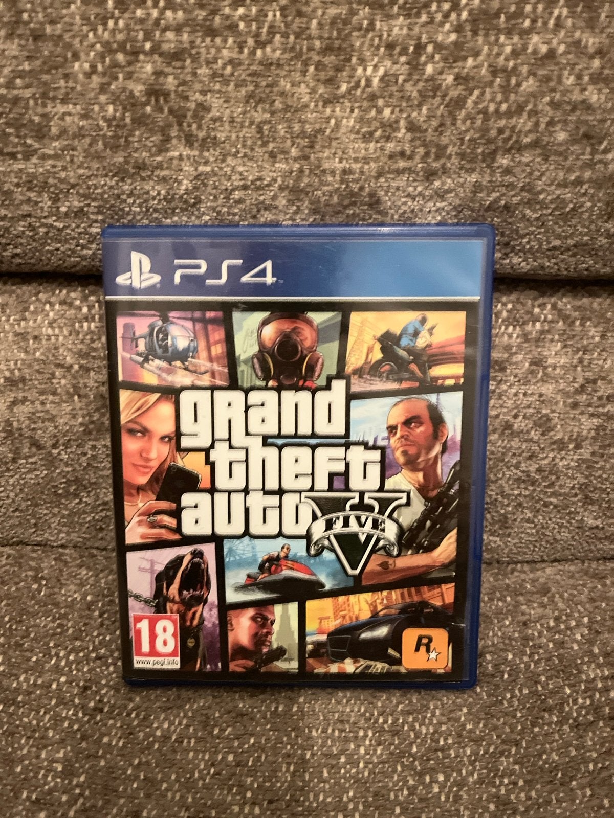 Grand Theft Auto V (GTA 5) PS4 - Zo goed als nieuw, Spelcomputers en Games, Avontuur en Actie, Online, Vanaf 18 jaar, Ophalen of Verzenden