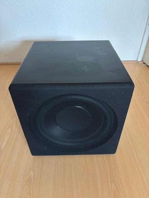 REL Q150E Subwoofer