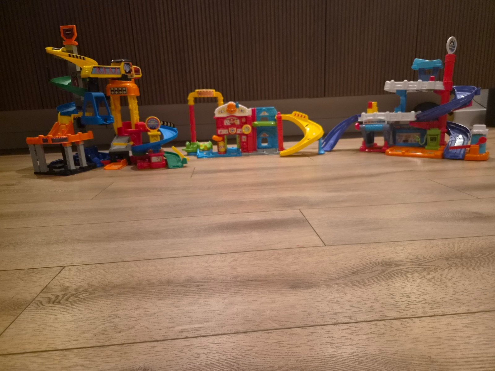 Grote VTech Toet Toet Auto's collectie met banen en auto's, Ophalen, Gebruikt