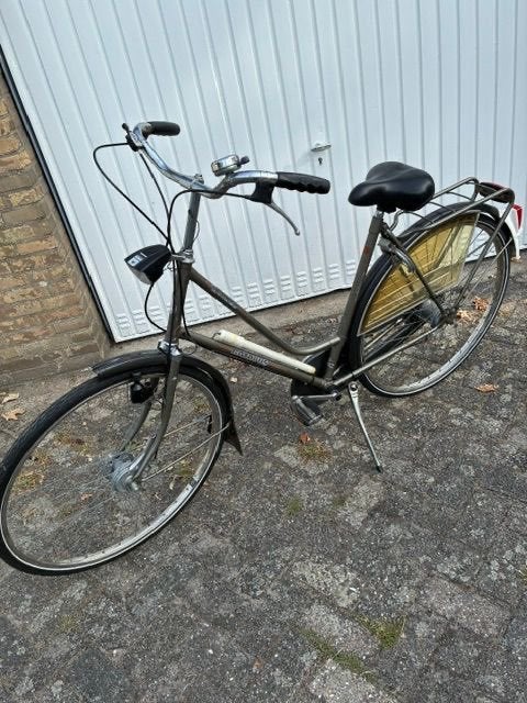 Batavus school/stadsfiets, Ophalen, Jaren '60 of nieuwer, Batavus, 55 tot 59 cm