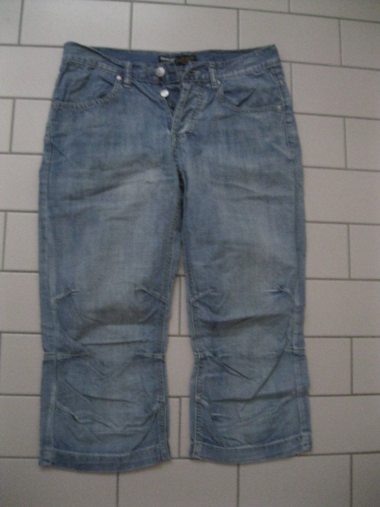 maat S, 1 dunne 3/4 capri spijkerbroek SMOGG, Blauw, Ophalen of Verzenden, W28 - W29 (confectie 36), SMOG