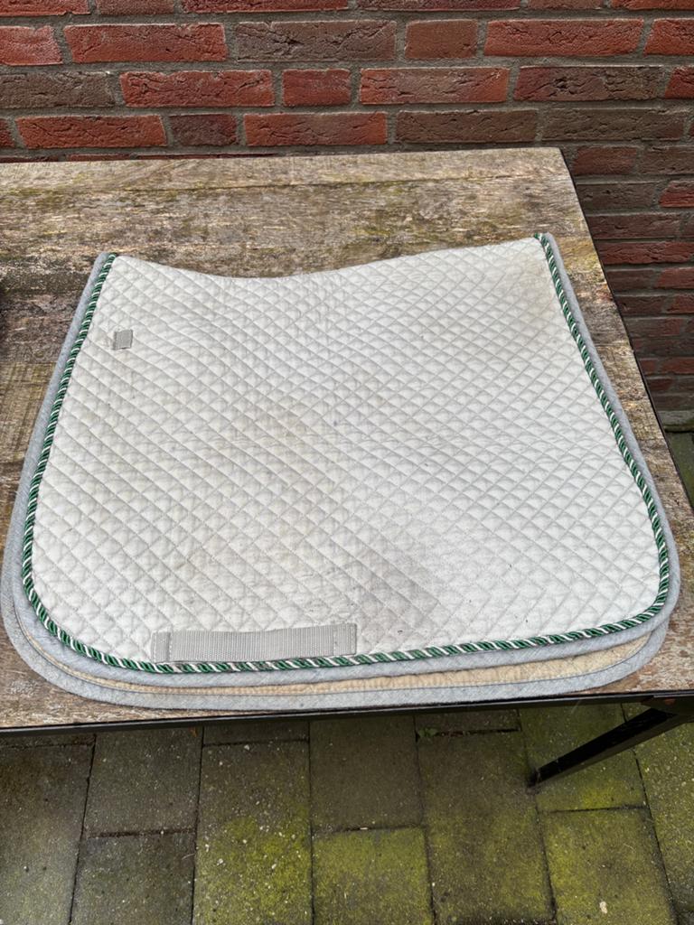 Dressuur dekjes maat full, Dieren en Toebehoren, Paarden en Pony's | Dekens en Dekjes, Gebruikt, Dressuurdekje, Ophalen of Verzenden