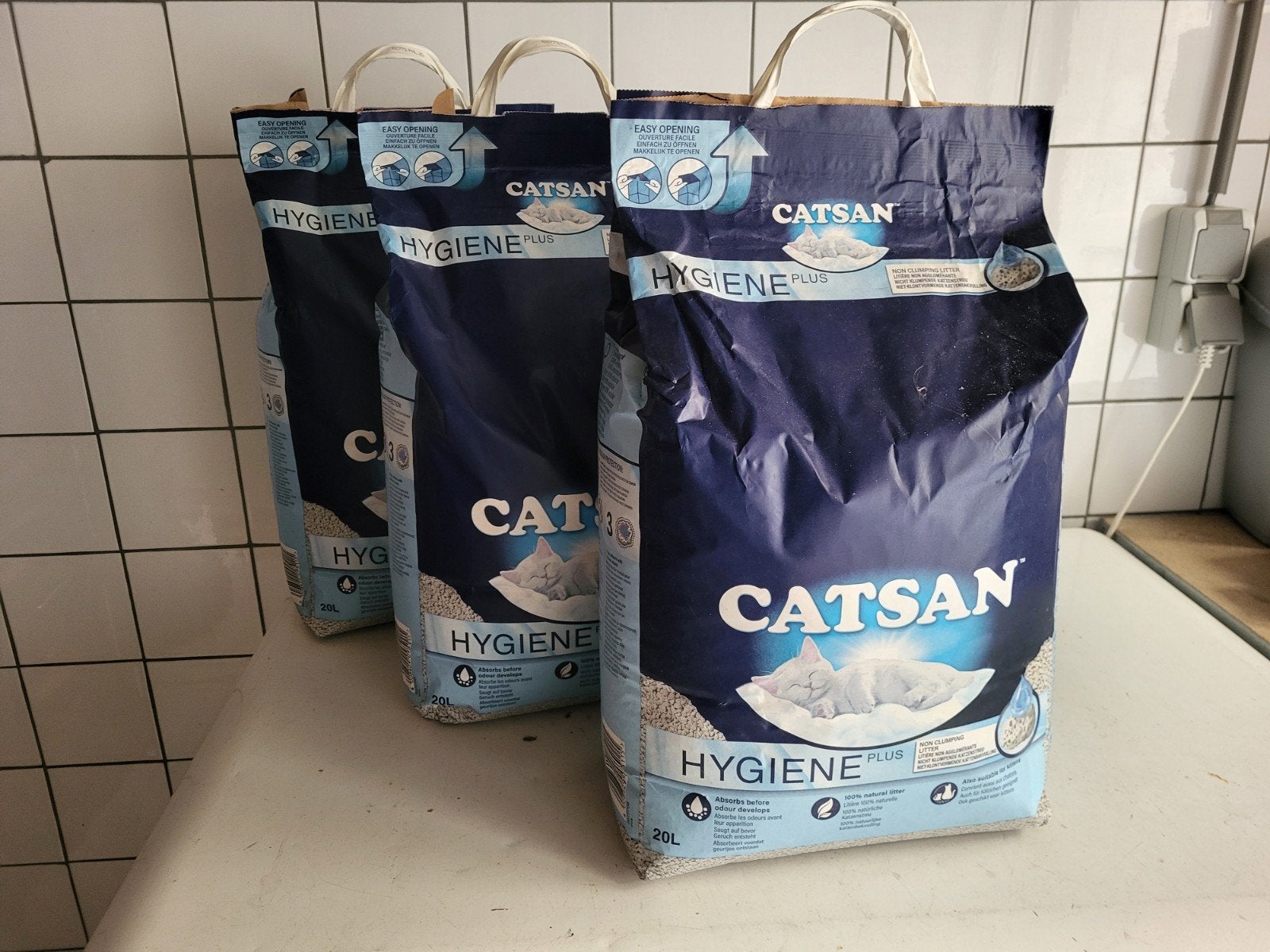 Catsan 20 liter zak 3x, Dieren en Toebehoren, Ophalen, Nieuw, Gesloten