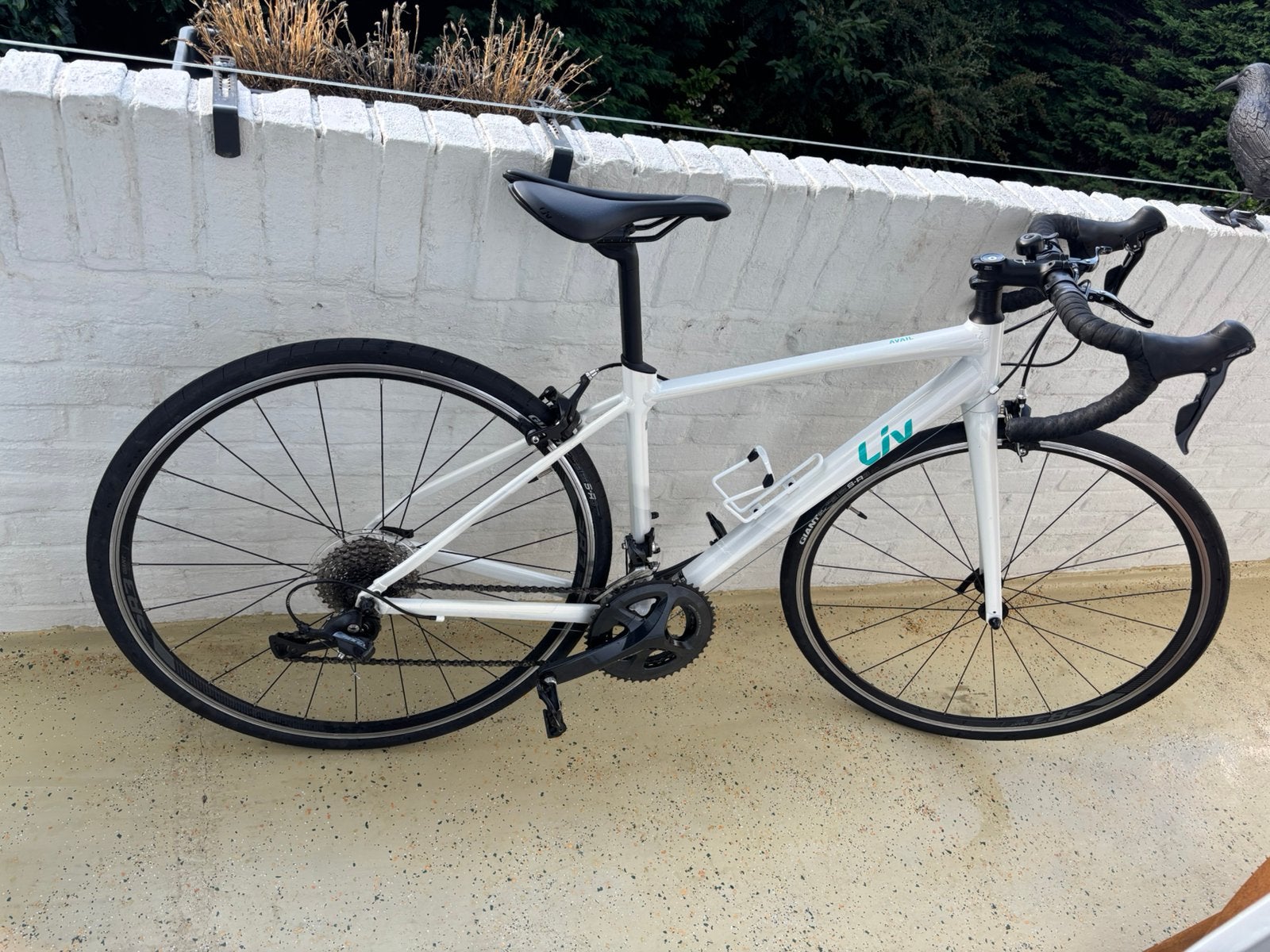 Liv Avail 1 Womens Road Bike 2021 White, Fietsen en Brommers, Fietsen | Racefietsen, Ophalen, 28 inch, Velgrem, Aluminium