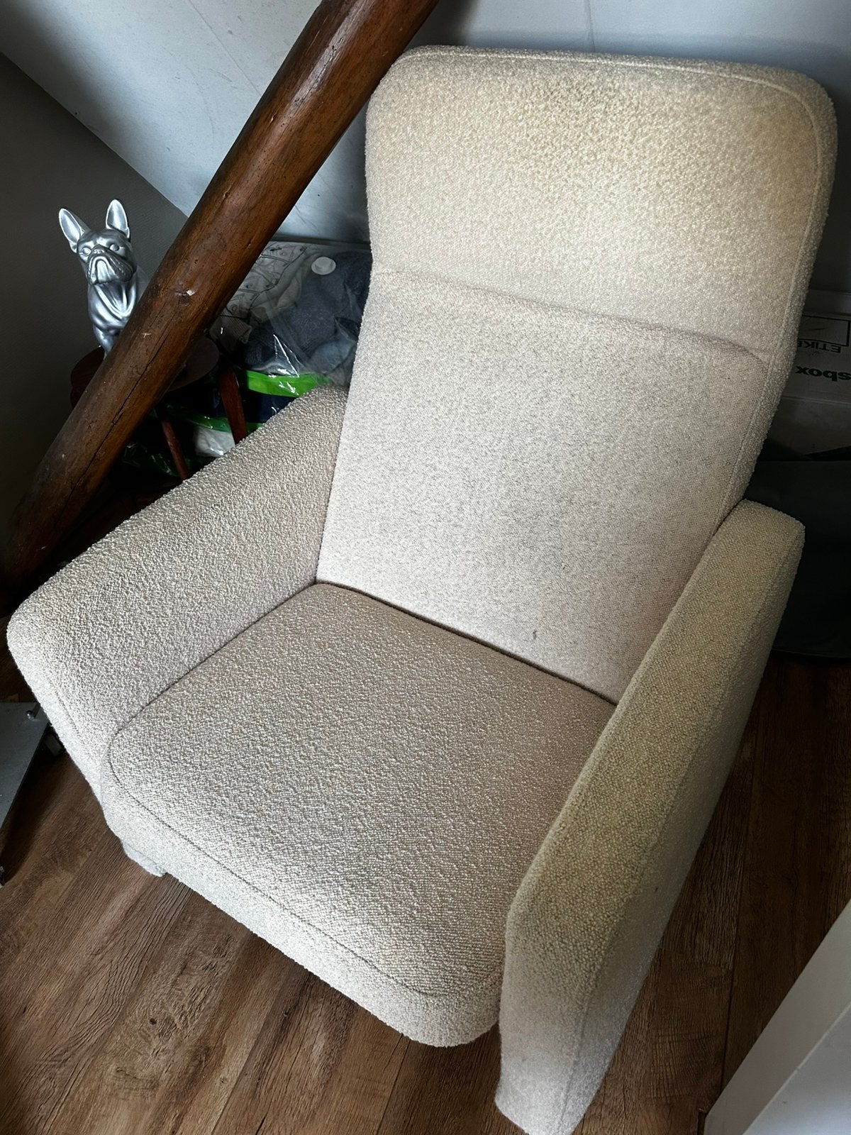 Wolwitte stoel fauteuil met wol bekleed bouclé, Ophalen, Gebruikt, Landelijk, Stof
