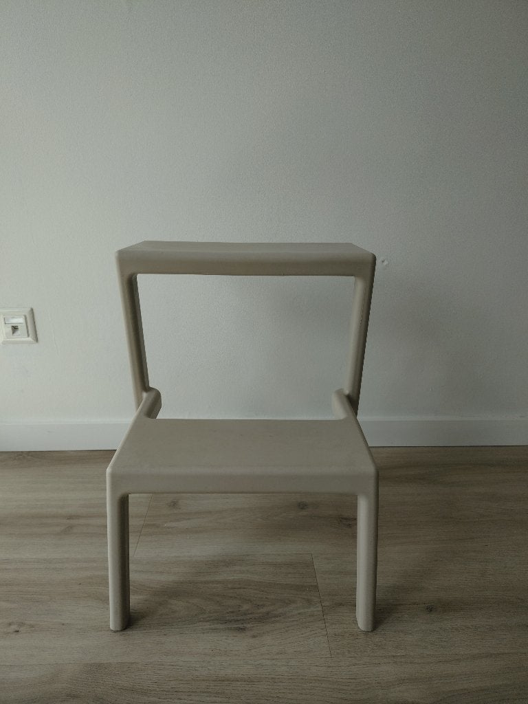 IKEA Masterby Grijs Kunststof Opstapje / Krukje, Huis en Inrichting, Krukjes, Ophalen of Verzenden, Gebruikt, Kunststof