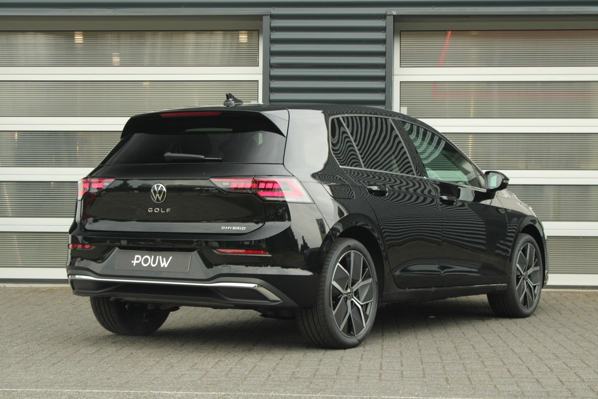 Volkswagen Golf 1.5 eHybrid 204pk Style Edition | Panoramada, Auto's, 12 maanden, 1498 cc, 4 cilinders, 150 min