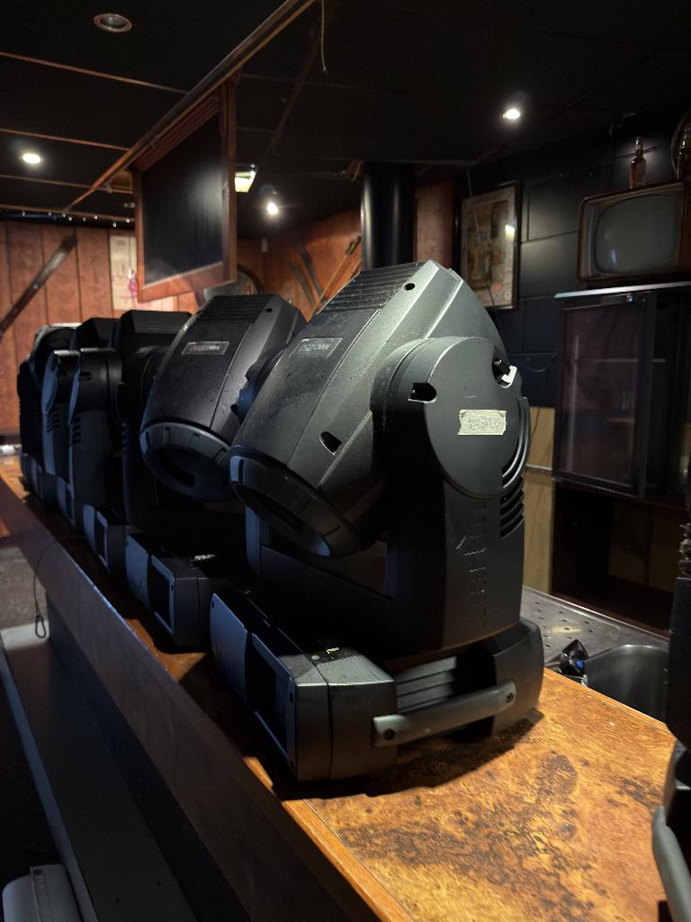 12x Martin MAC 250 moving heads | werkend weggezet, Muziek en Instrumenten, Ophalen, Gebruikt, Licht