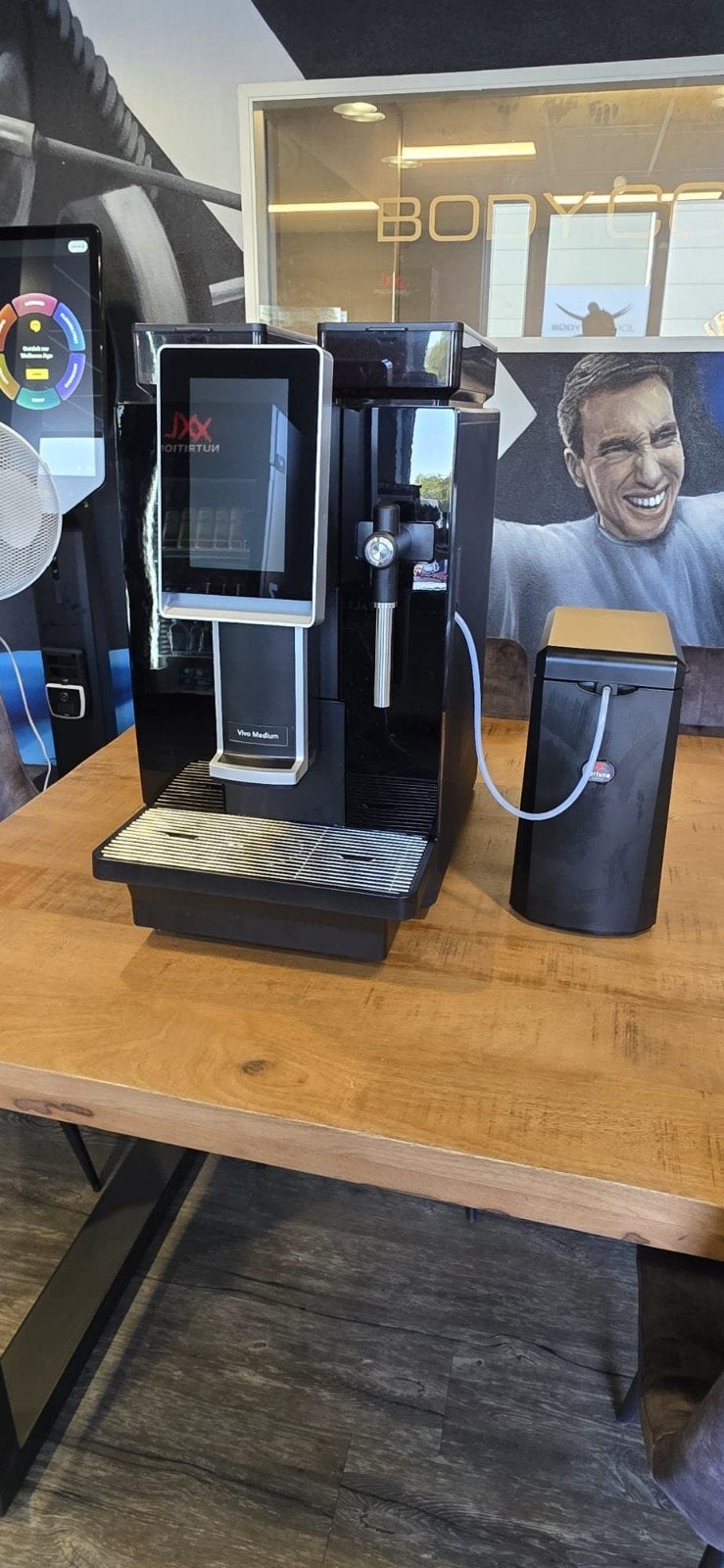 Koffieautomaat Vivo Medium 7 inch Barista, Ophalen, 10 kopjes of meer, Koffiemachine, Koffiebonen