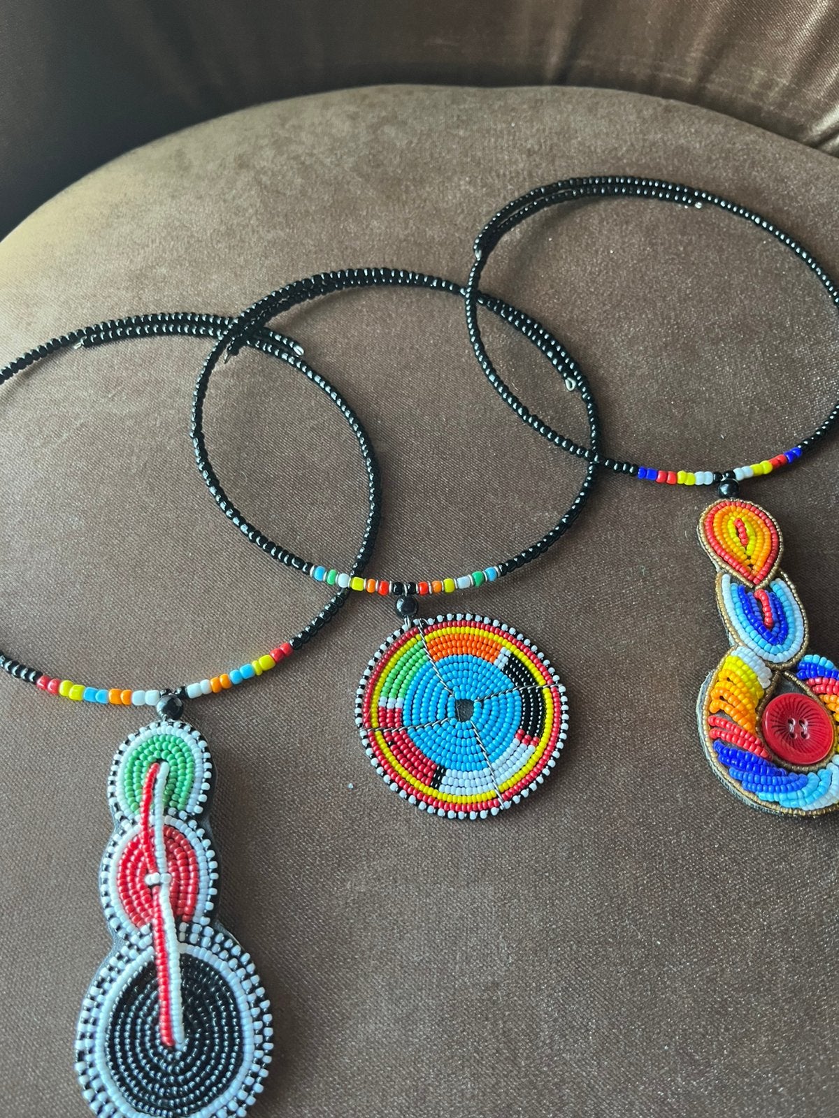 3 handgemaakte kettingen, Ophalen of Verzenden, Zo goed als nieuw, Overige kleuren, Overige materialen