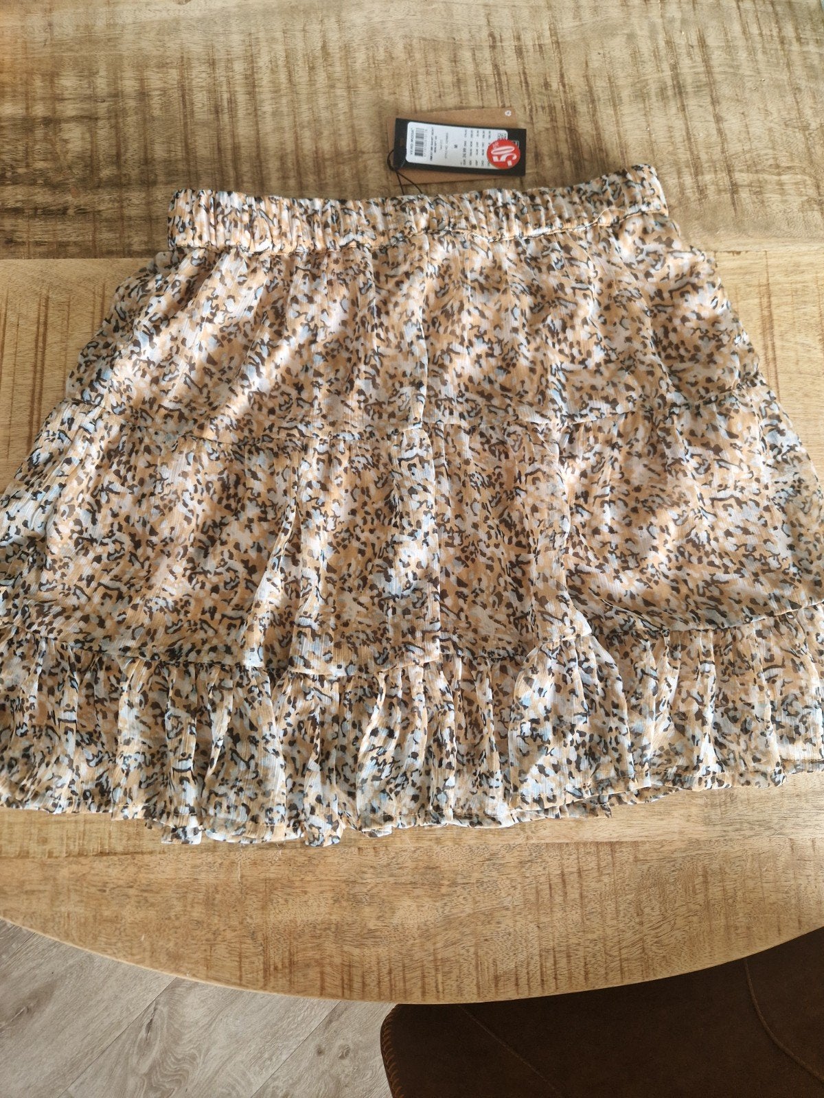 Nieuw Vero Moda rokje, knielengte, Kleding | Dames, Rokken, Vero Moda, Beige, Nieuw, Knielengte