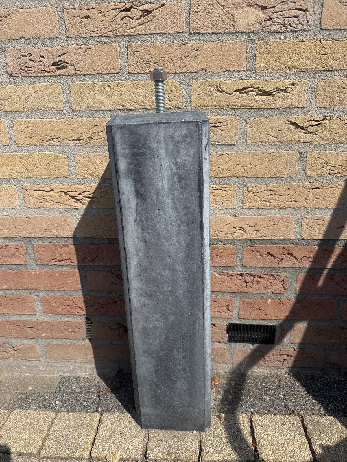 Poer Betonnen paal met bout - Ideaal voor diverse projecten, Tuin en Terras, Ophalen, Gebruikt, Minder dan 180 cm, Palen