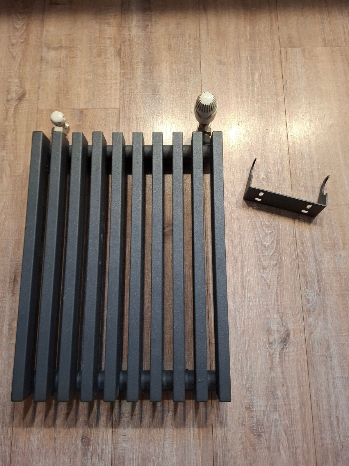Antraciet design radiator, zo goed als nieuw, Ophalen, 30 tot 80 cm, Radiator, Minder dan 60 cm