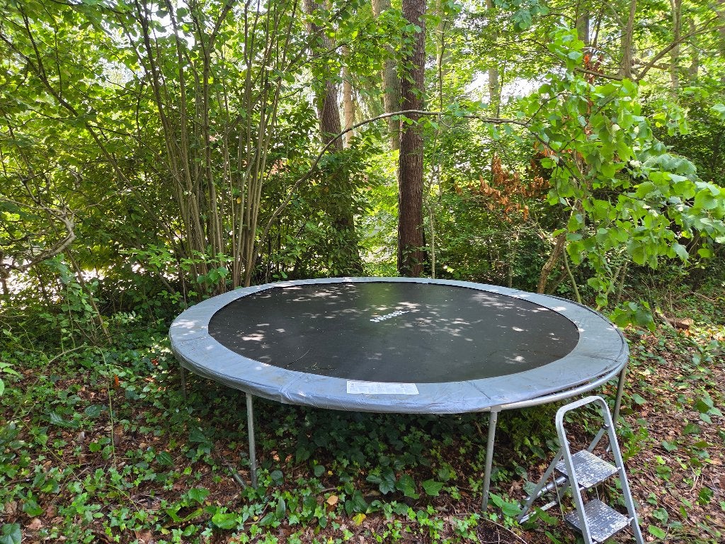 Trampoline 370cm met veiligheidsnet - vrijwel nieuw, Kinderen en Baby's, Speelgoed | Buiten | Trampolines, Ophalen, Zo goed als nieuw