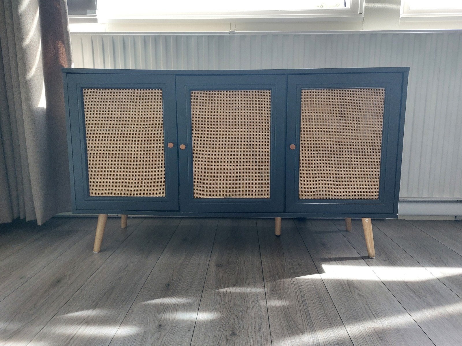 Zwarte rotan dressoir en nachtkastje set, Ophalen of Verzenden, Zo goed als nieuw