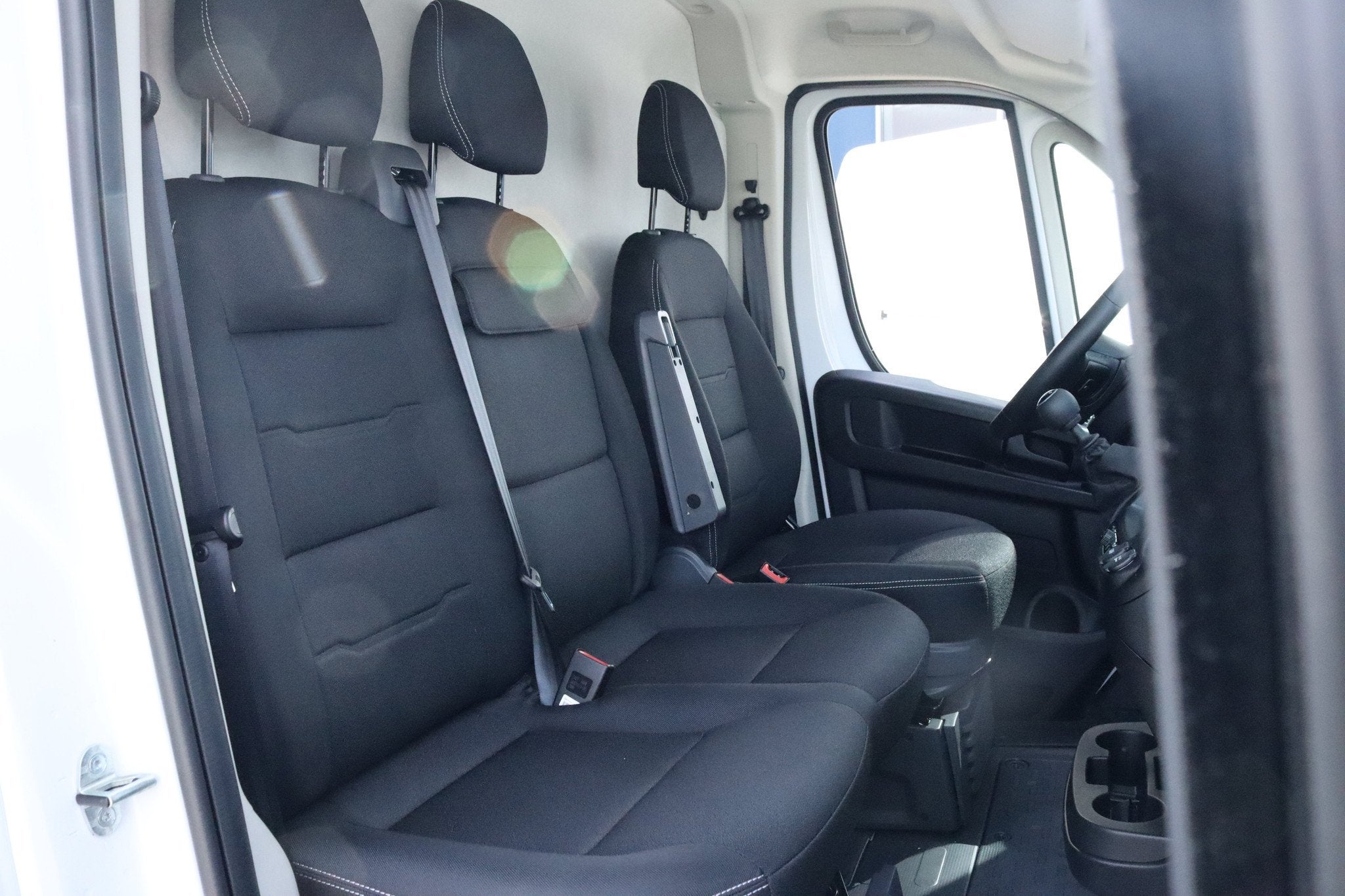 Peugeot Boxer 2.2 BlueHDi 140 S&S L3H2 3.5t, Auto's, Dealer onderhouden, Gebruikt, Euro 6, 4 cilinders