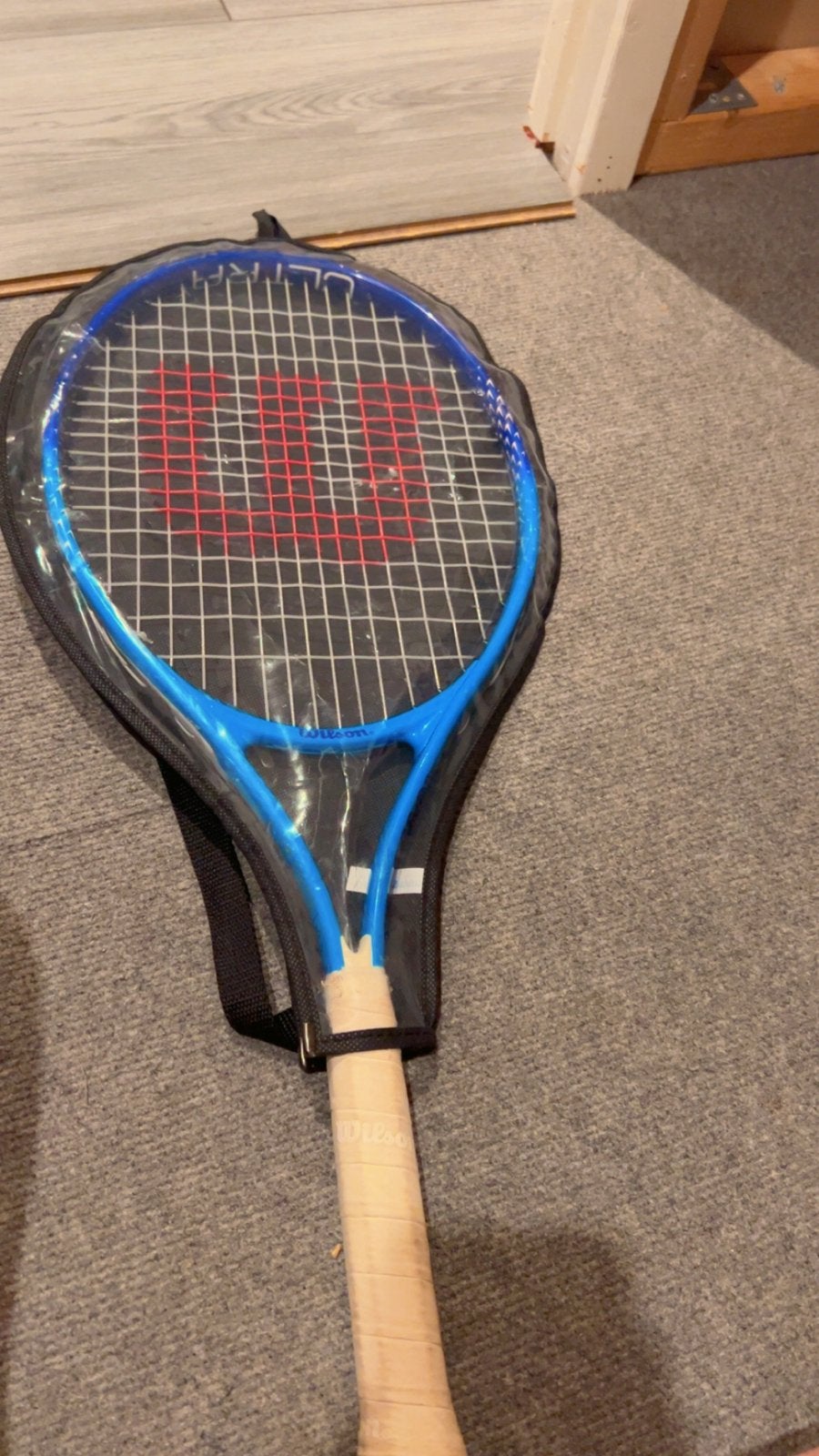 Wilson Ultra tennisracket met hoes - Blauw, Sport en Fitness, Ophalen of Verzenden, Gebruikt, Racket, Wilson