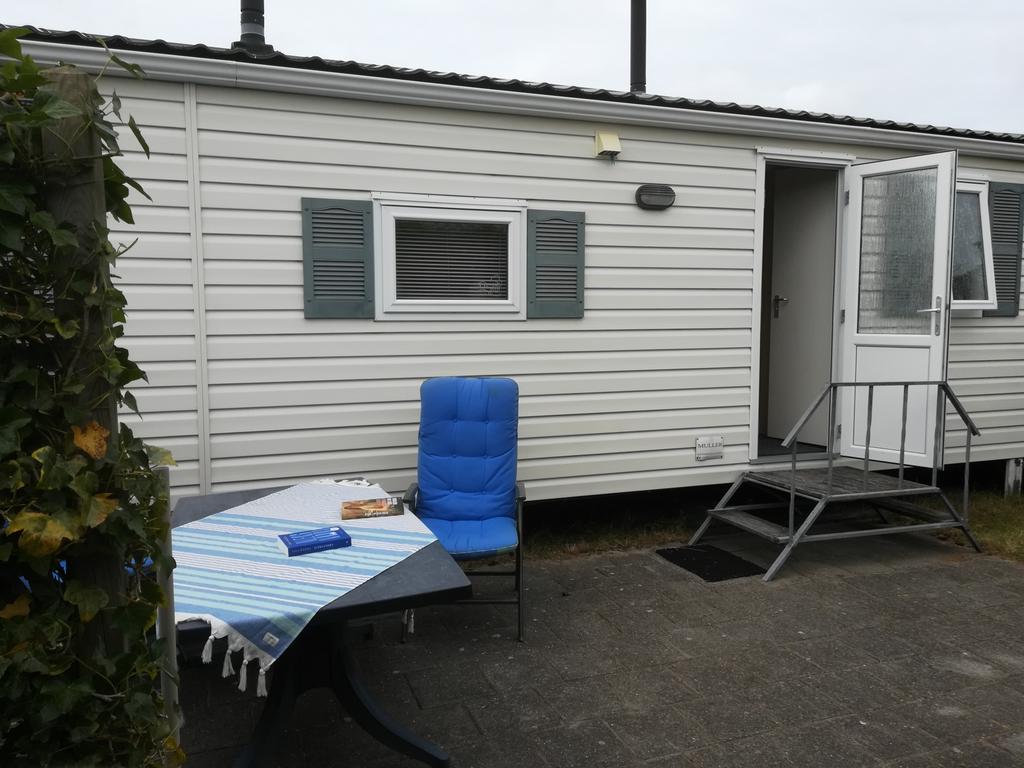 Te huur Terschelling stacaravan., Tot en met 3
