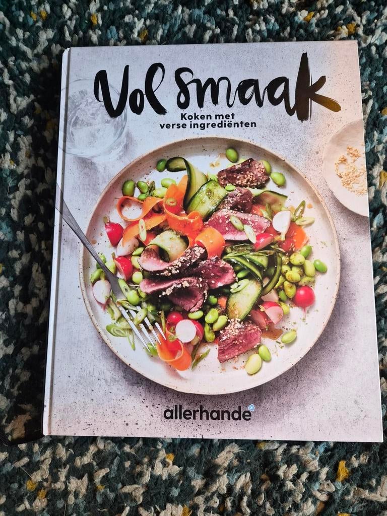Allerhande boek vol smaak albert heijn boek, Ophalen of Verzenden, Zo goed als nieuw