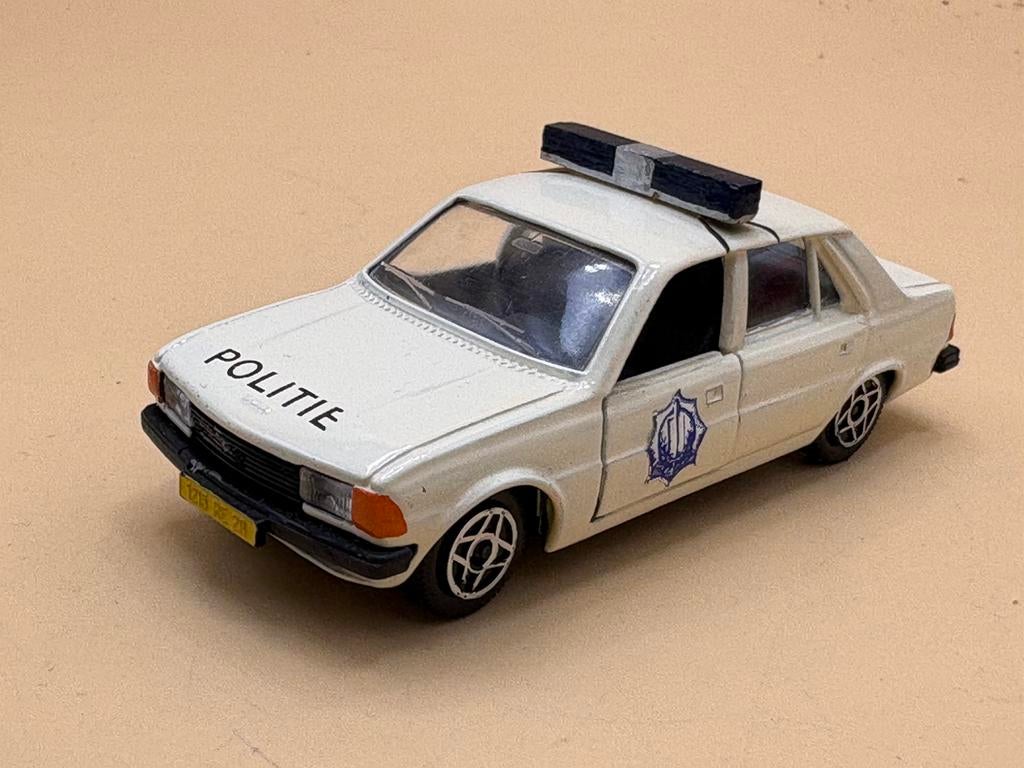 Peugeot 305 Politie 1:43 Solido, Hobby en Vrije tijd, Modelauto's | 1:43, Ophalen of Verzenden, Gebruikt, Auto, Solido