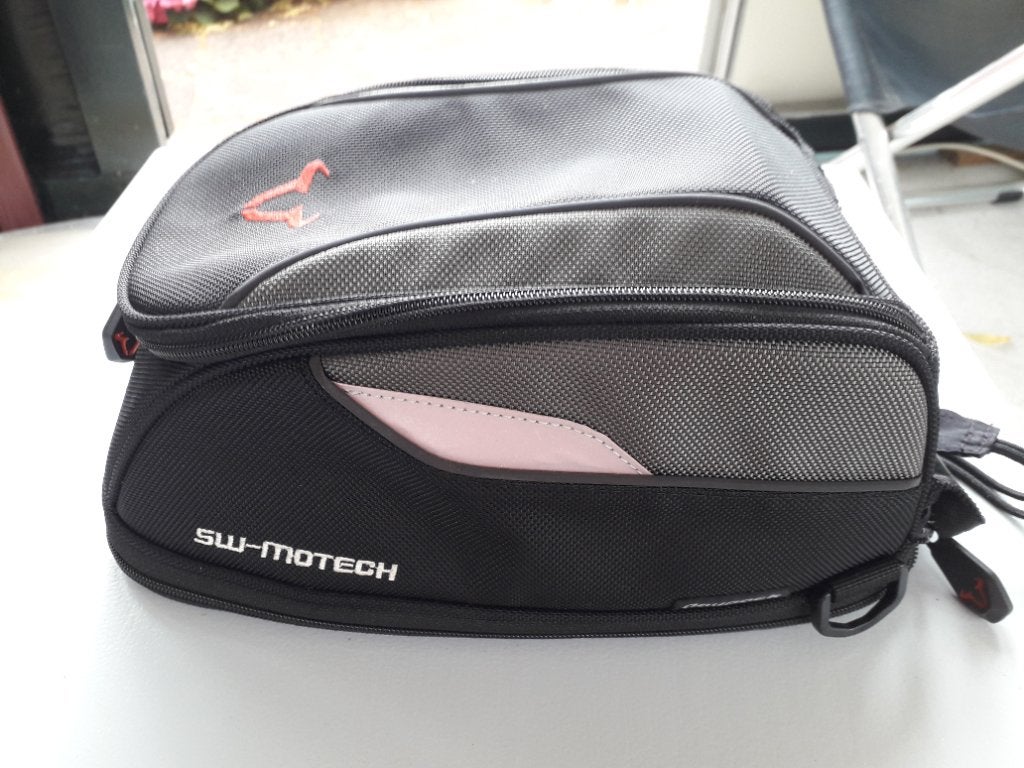 Tdm 900 tanktas, Ophalen, Gebruikt