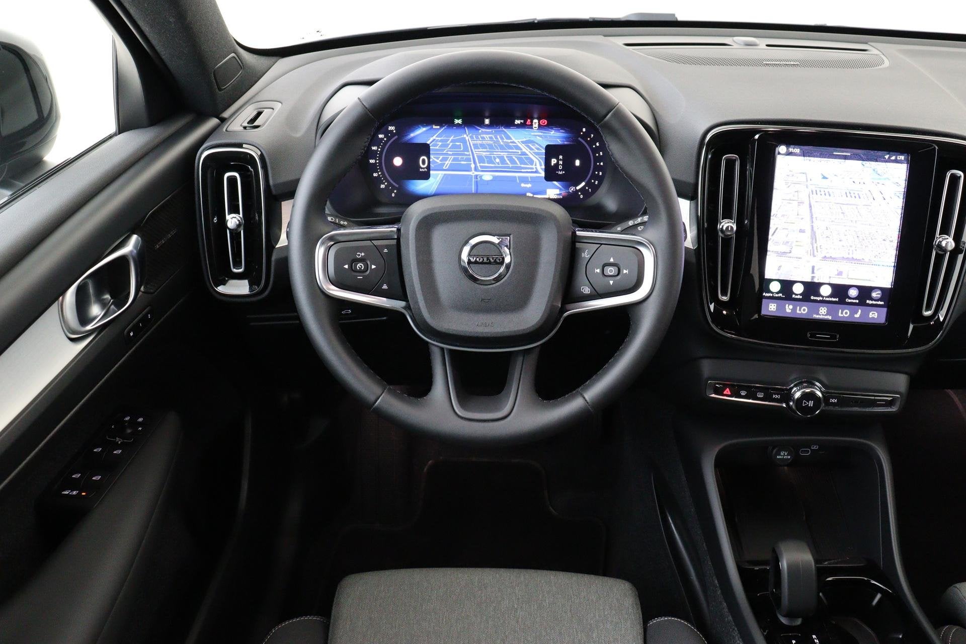Volvo XC40 B4 (M-HYBRID) PLUS DARK -HARMAN/KARDON|CAMERA|ADA, Auto's, Volvo, 12 maanden, Gebruikt, Euro 6, 4 cilinders