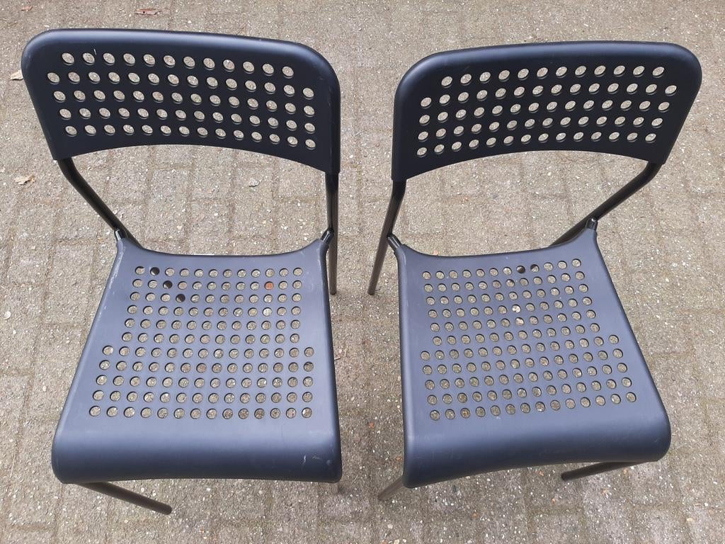 2 zwarte IKEA Adde stoeltjes, Ophalen