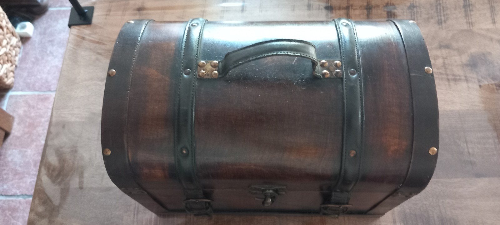 Decoratieve Houten Kist met Leren Details, Antiek en Kunst, Ophalen of Verzenden