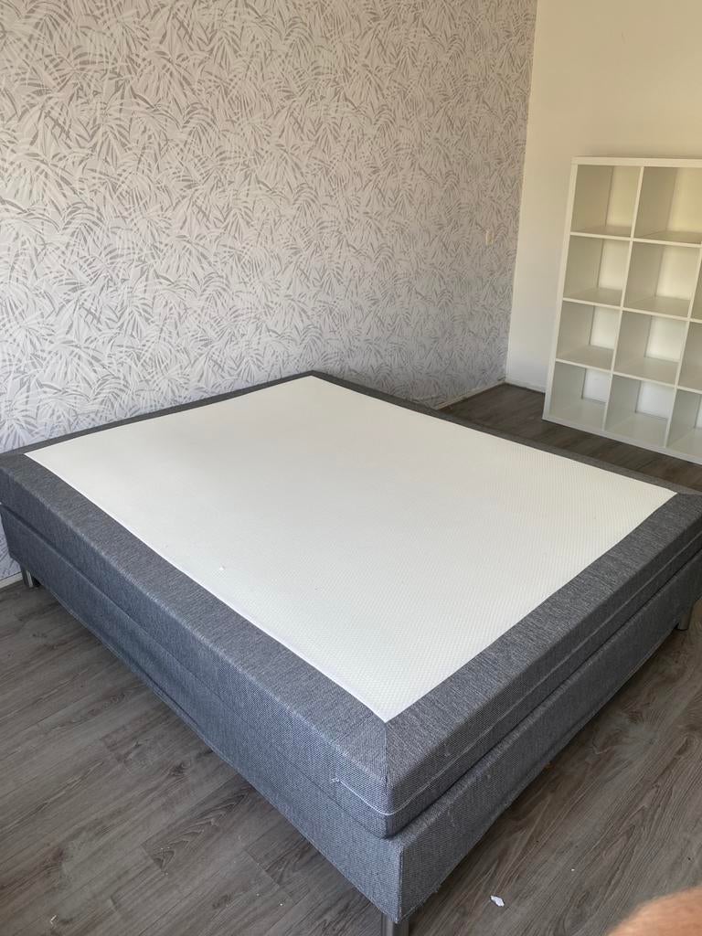 IKEA bed boxspring 200x160x52, Ophalen, Tweepersoons, Zo goed als nieuw, 200 cm