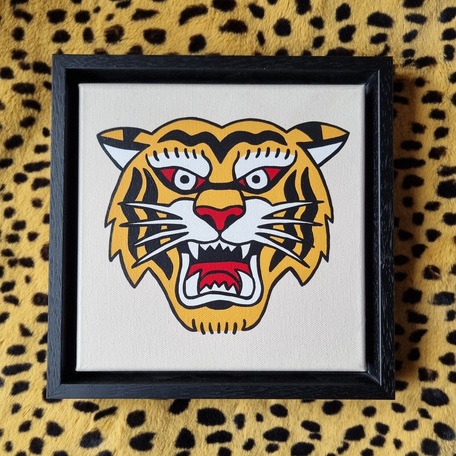 old skool tattoo tijger ingelijst handgeschilderd zwart, Verzenden, Gesigneerd, Acrylverf, Dieren