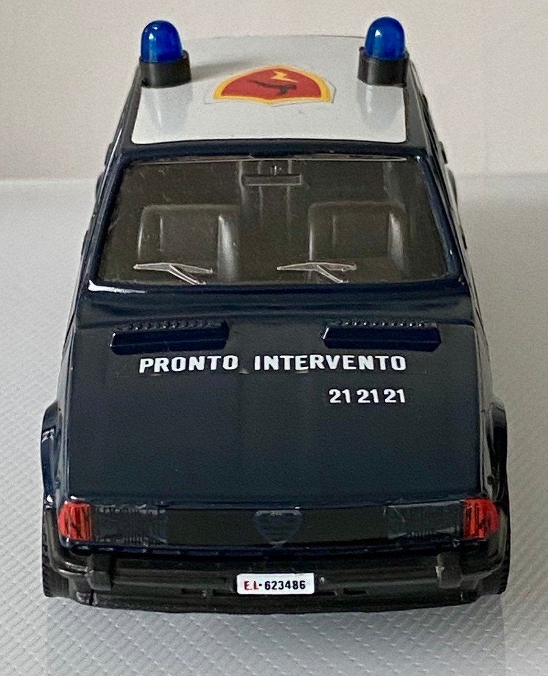 Alfa Romeo Giulietta 1.6 Polistil 1:25 nieuw staat, Hobby en Vrije tijd, Ophalen of Verzenden, Zo goed als nieuw, Auto