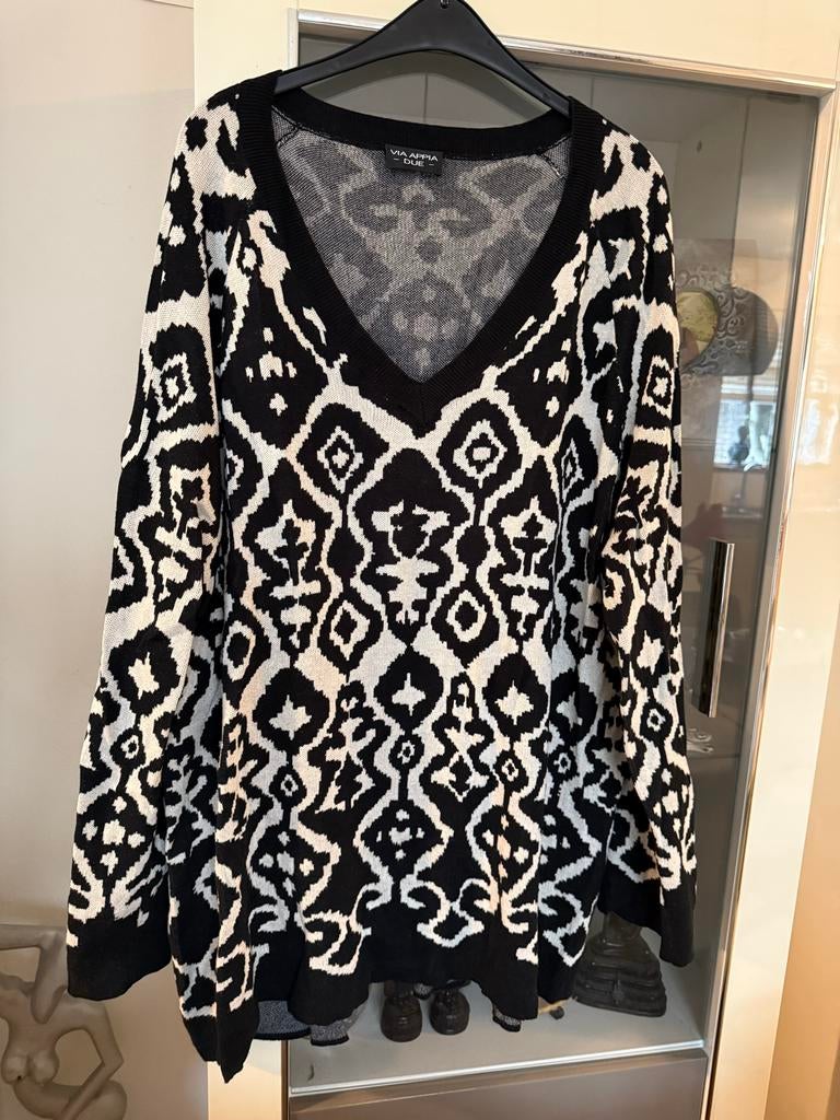 Via Appia Due Pullover Zwart/Wit Maat 50, Kleding | Dames, Ophalen of Verzenden, Zo goed als nieuw, Zwart, Trui of Vest
