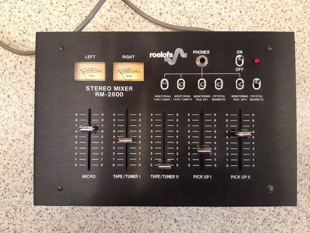 Roelofs STEREO MIXER type RM-2600, Ophalen of Verzenden, Gebruikt, 5 tot 10 kanalen, Microfooningang