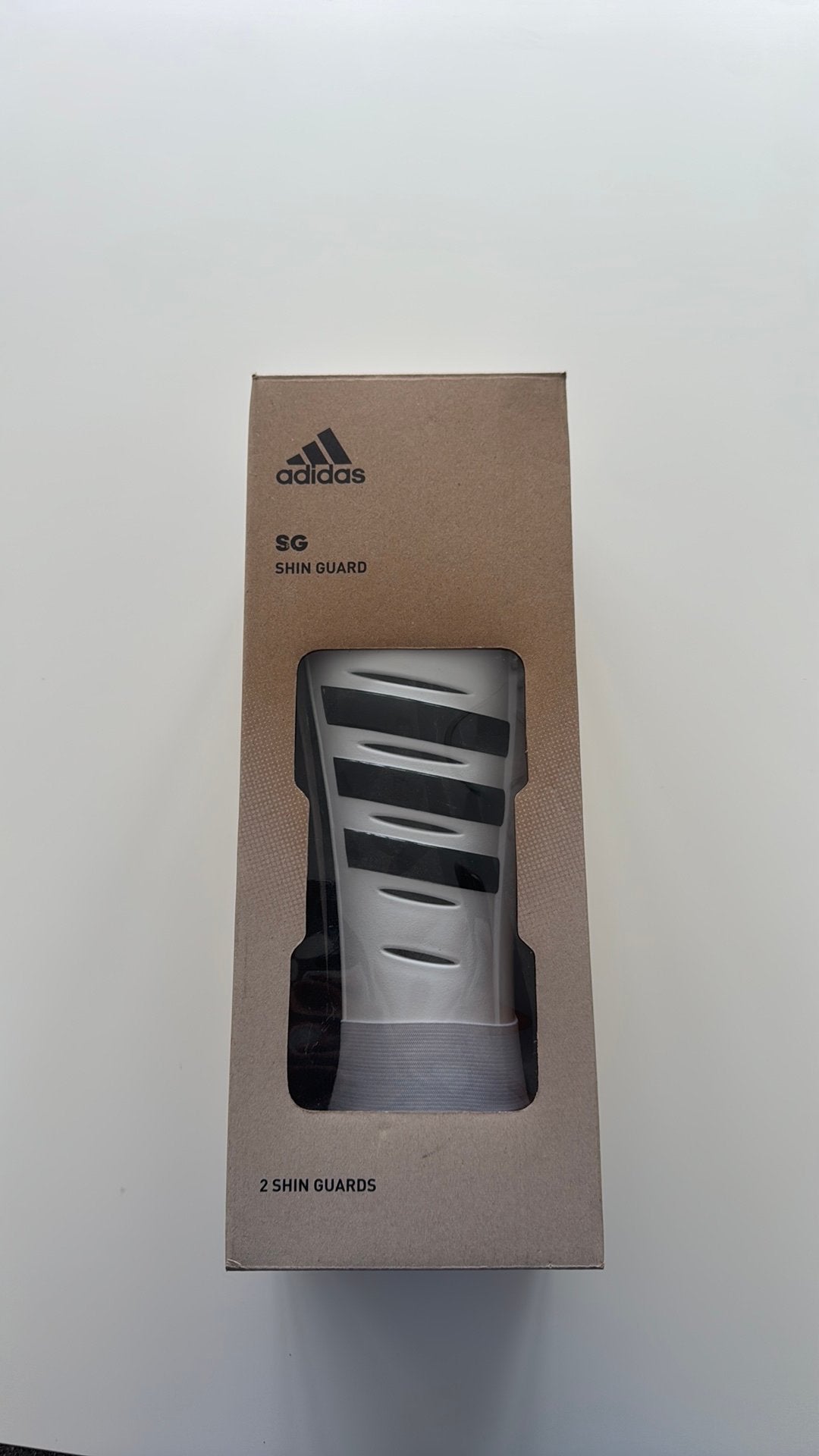 Adidas Scheenbeschermer L nieuw, Ophalen of Verzenden, Nieuw