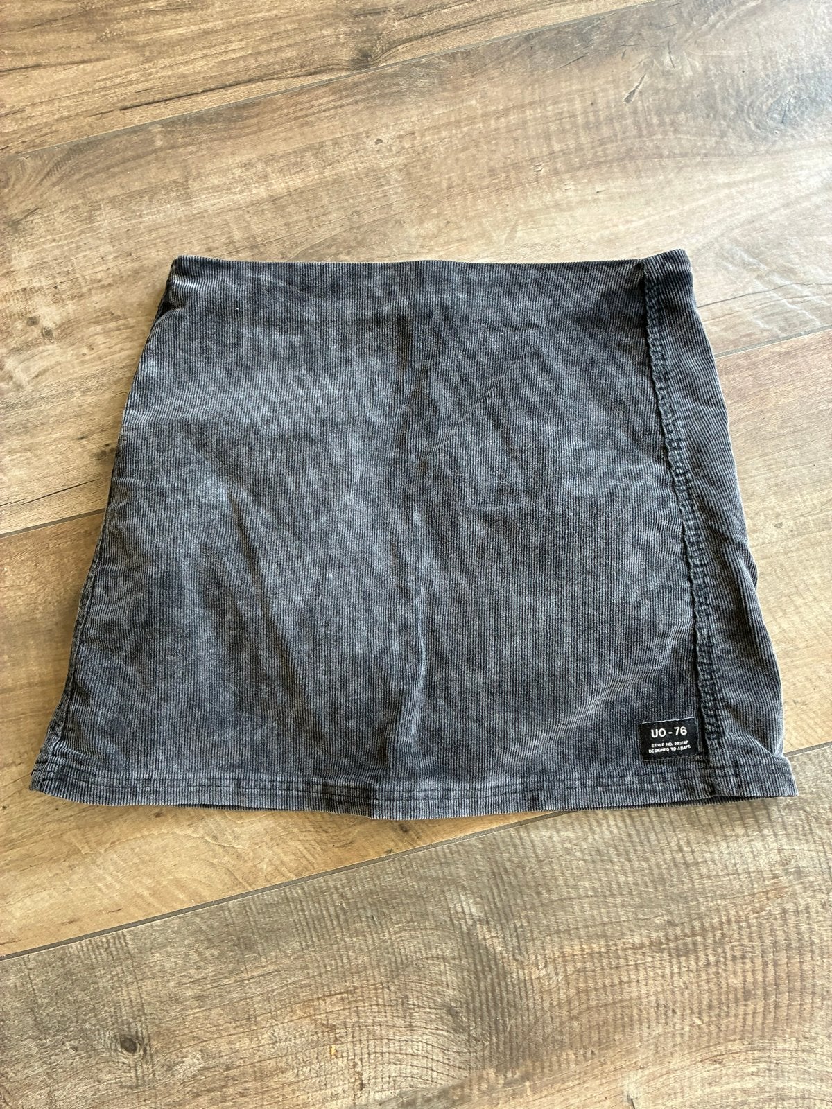 BDG Urban Outfitters ribfluwelen rok maat 38, Maat 38/40 (M), Ophalen of Verzenden, Grijs, Gedragen