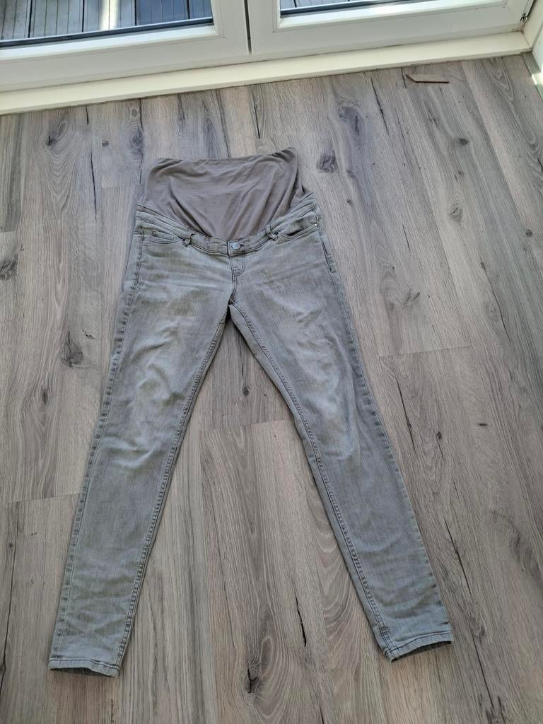 Bijna gratis grijze zwangerschapsjeans Esmara, Maat 42/44 (L), Grijs, Broek of Spijkerbroek, Esmara