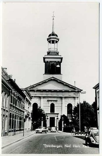 Steenbergen - NH Kerk (auto's), Ophalen of Verzenden, 1960 tot 1980, Ongelopen, Noord-Brabant