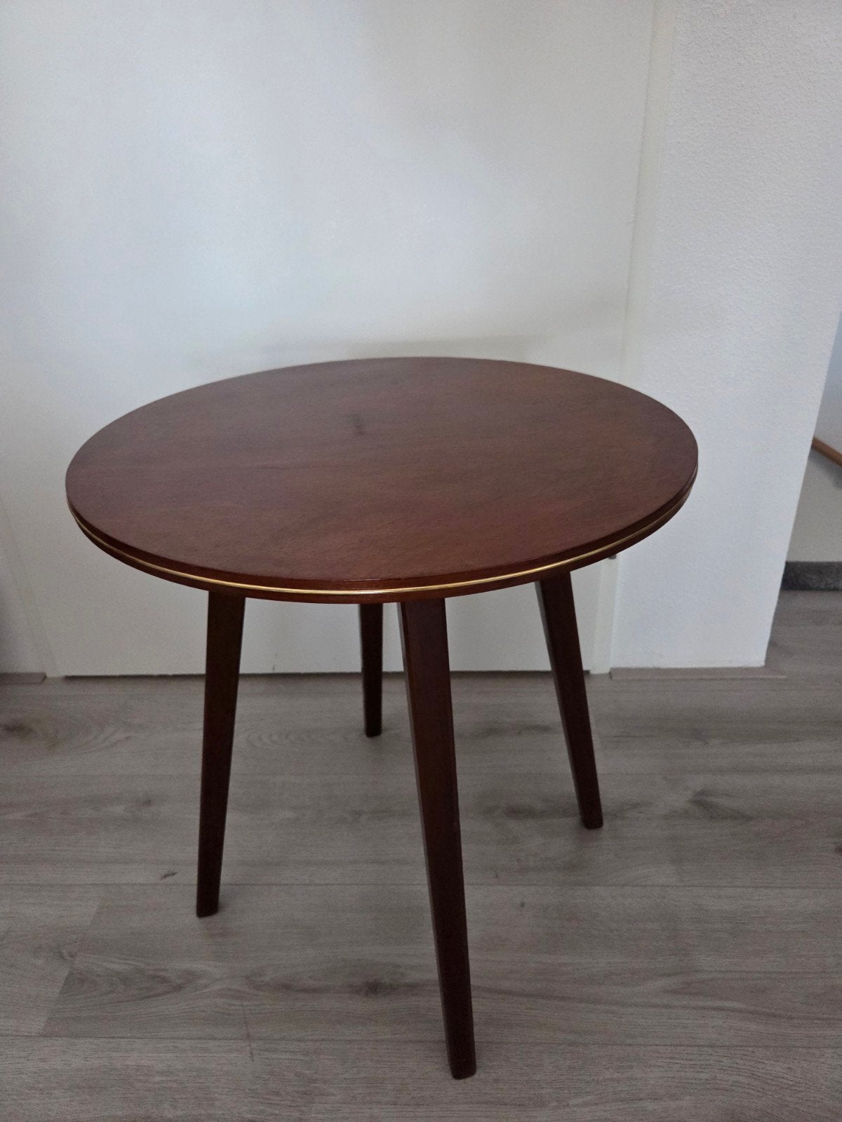 vintage bijzettafel, Ophalen, Rond, 45 tot 60 cm