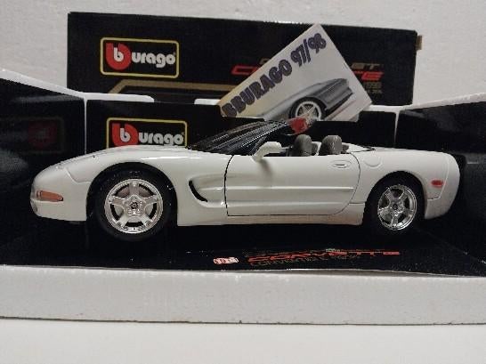 Chevrolet Corvette C5 cabriolet white Bburago metal 1:18 KRD, Ophalen of Verzenden, Zo goed als nieuw, Auto, Bburago